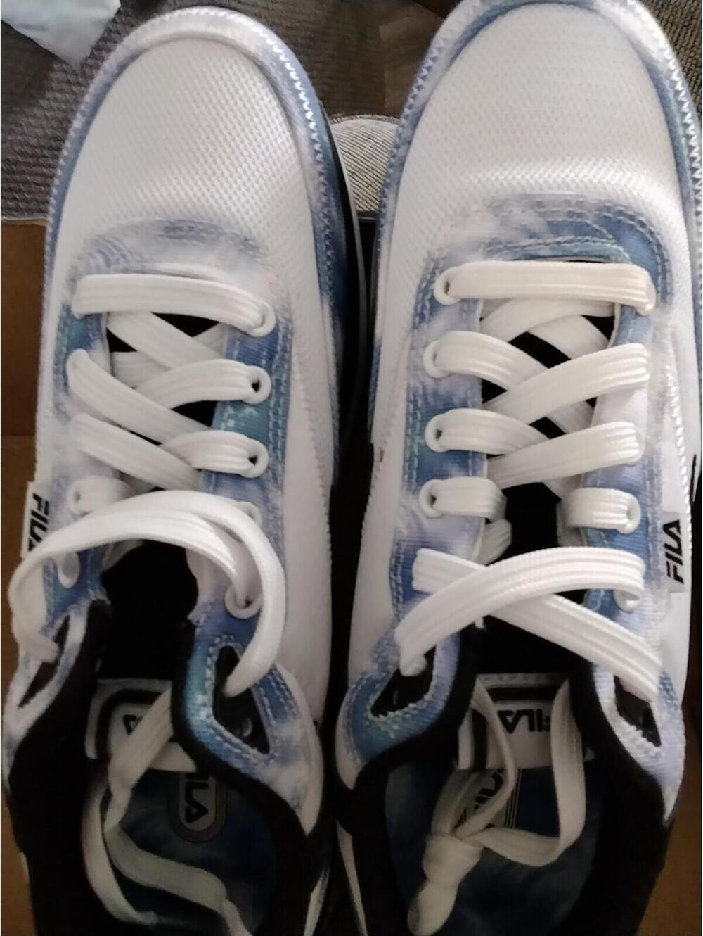Women's Fila  tie dyed/cloud pattern  size 10
